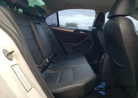 2013 Volkswagen Jetta Se from USA, damaged, VIN 3VWDP7AJ9DM404055